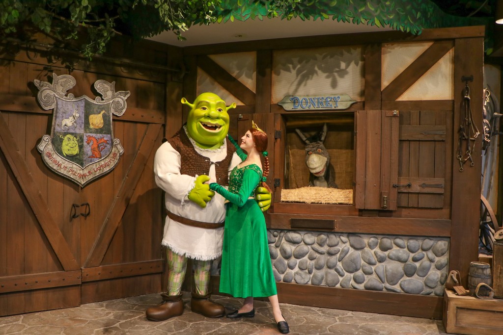Universal Orlando retoma 'Meet and Greet' com Shrek e Burro 1 Universal Orlando Resort Announces Return of Popular Meet and Greet with Shrek and Donkey