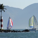 Vela na Ponta das Canas - Fernando Tomanik - Sectur Ilhabela