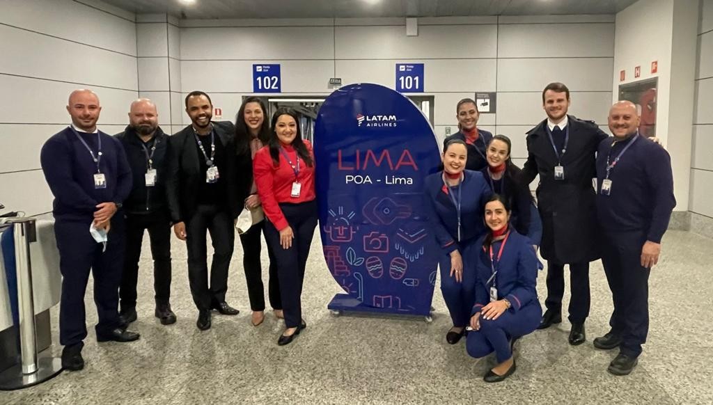Latam prevê até 90% de ocupação na rota Porto Alegre-Lima 1 Voo inaugural Porto Alegre-Lima (3)
