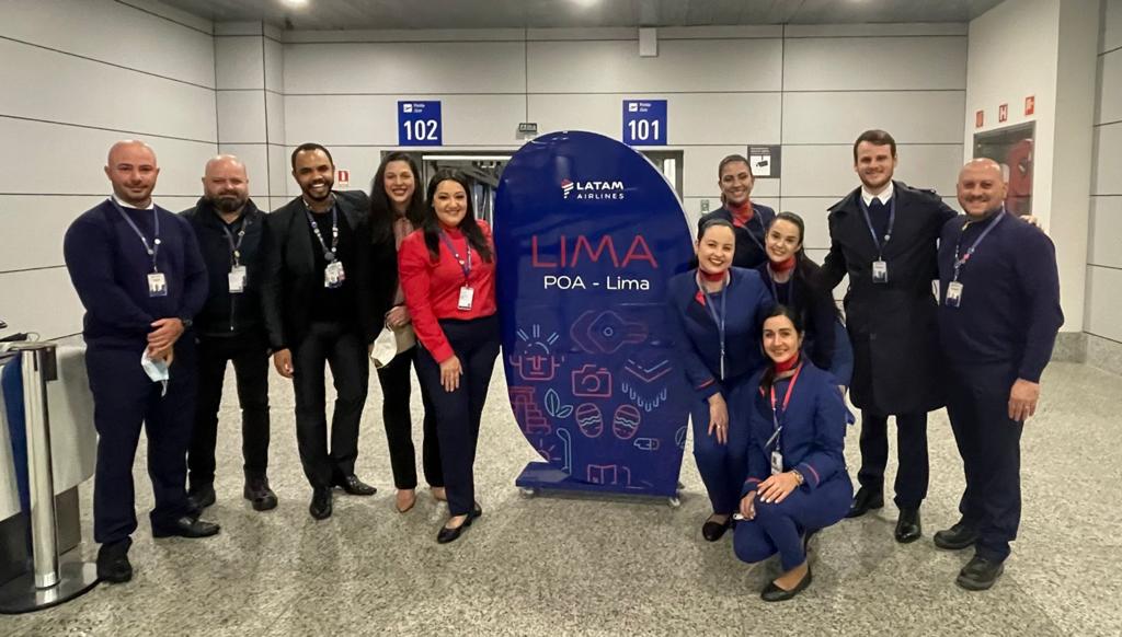 Destinos 8 Voo inaugural Porto Alegre Lima 3 Destinos