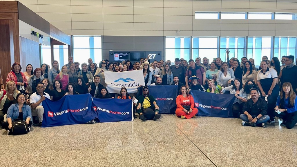 ViagensPromo inicia famtour com 150 agentes de viagens no RN; veja fotos 1 O objetivo da famtour, que leva cerca de 150 agentes de viagens para o Rio Grande do Norte, é apresentar o destino e sua estrutura turística, além de promover a conexão a partir de Confins (BH)