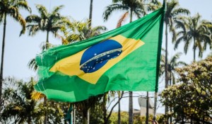 Brasileiros estão no Top 10 dos turistas que mais gastaram em 2021, diz pesquisa
