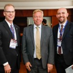 Scott Shawn, David Hodge, e E.J. Richardson, do Consulado Americano Scott Shawn, David Hodge, e E.J. Richardson, do Consulado Americano