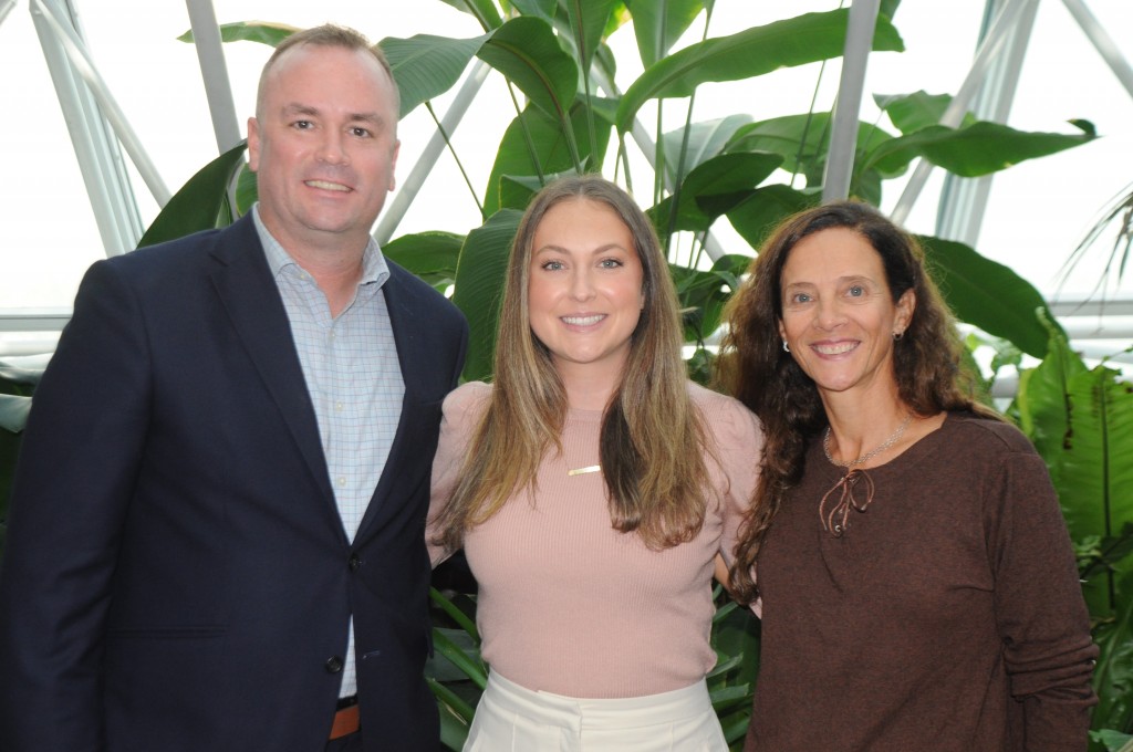 Orlando Magic visita operadoras e inicia venda de ingressos no Brasil para temporada 2022/2023 2 Jess Lott, Danielle Pechous e Jane Terra, do Orlando Magic