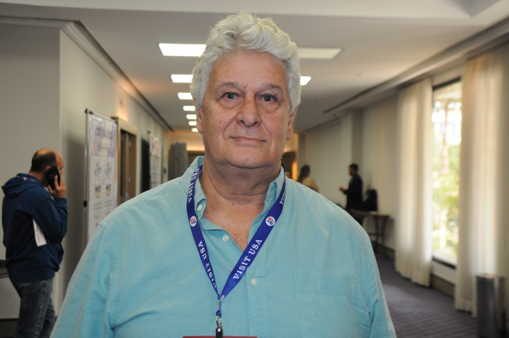 Oswaldo Tottini, do Pacotes e Passagens