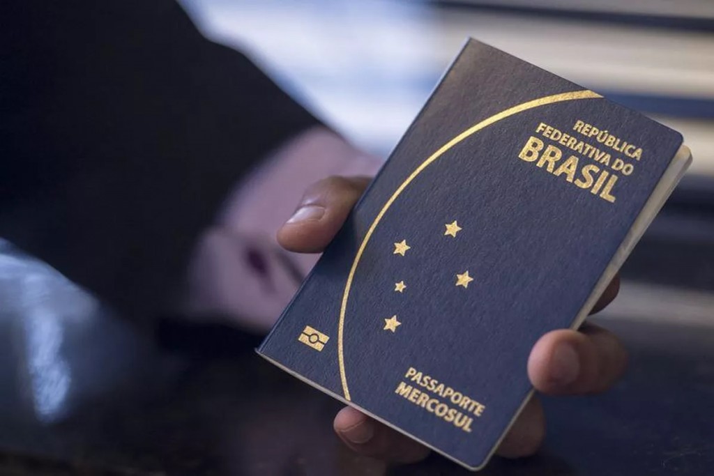 EUA suspendem vistos para brasileiros em 2026, mas exceções seguem abertas EUA suspendem vistos para brasileiros em 2026, mas exceções seguem abertas