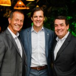 Ricardo de Oliveira eLuciano Macagno, da Delta, com Ivo Lins, da Voetur Ricardo de Oliveira eLuciano Macagno, da Delta, com Ivo Lins, da Voetur