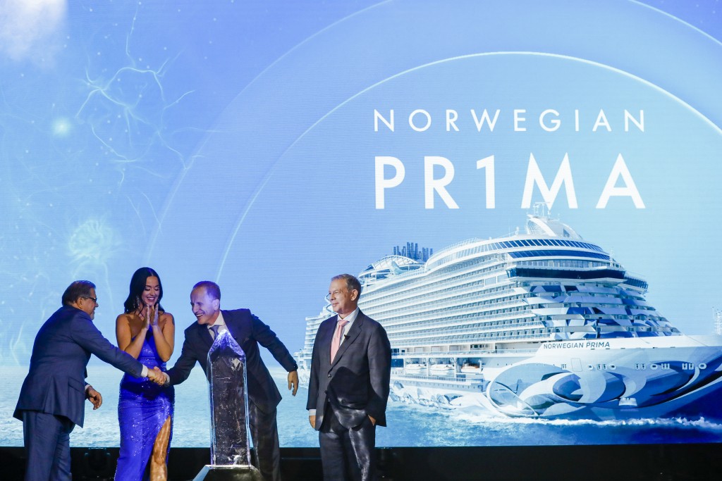 REYKJAVIK, ICELAND - AUGUST 27: Global superstar and godmother of Norwegian Prima, Katy Perry, joins Norwegian Cruise Line executives in Reykjavik, Iceland to officially christen and name NCL’s 18th vessel in its leading-edge Prima Class. (from left to right: President and CEO of Norwegian Cruise Line Holdings Ltd., Frank Del Rio, Global Popstar, Katy Perry, President and CEO of Norwegian Cruise Line, Harry Sommer and Radio Host of Elvis Duran and The Morning Show, Elvis Duran). (Photo by Tristan Fewings/Getty Images for Norwegian Cruise Line)