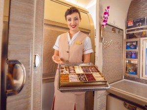 Emirates investirá US$ 2 bilhões na experiência do cliente a bordo
