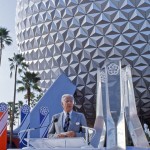 CEO of Walt Disney Productions, Card Walker, no dia 24 de outubro de 1982 CEO of Walt Disney Productions, Card Walker, no dia 24 de outubro de 1982