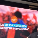 Apresentação da low-cost JetSMART em telão