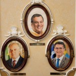 Atual prefeito de Manaus, David Almeida (embaixo à esquerda) ocupa seu lugar no Museu da Cidade