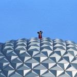 Mickey no topo da Spaceship Earth em 1993 Mickey no topo da Spaceship Earth em 1993