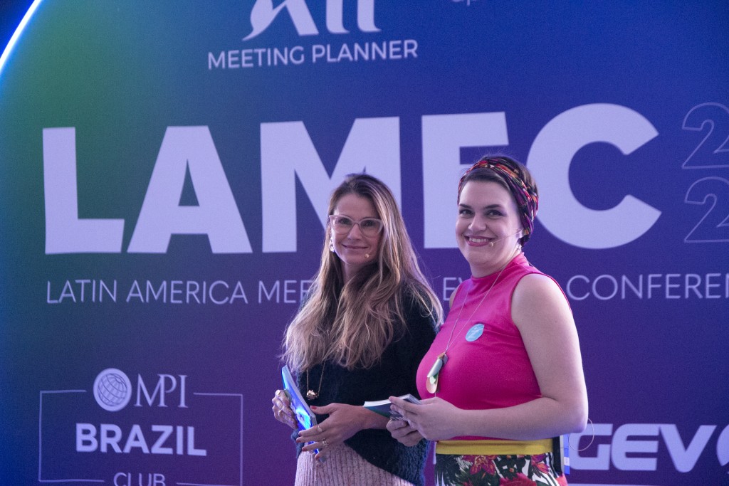 Giovana Jannuzzelli, diretora executiva da Alagev, e Juliana Aranega, presidente da MPI Brazil