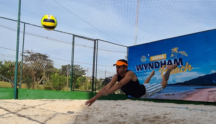 Wyndham Olímpia inaugura área dedicada aos esportes de praia 1 Nova Arena Beach do Wyndham Olímpia já está pronta para a próxima estação (Foto: divulgação)
