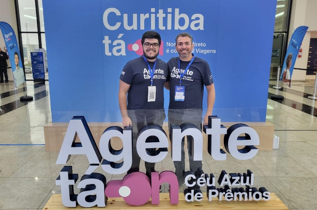 Paulo Biondo, gerente de produtos, e Ricardo Bezerra, gerente comercial da Azul Viagens