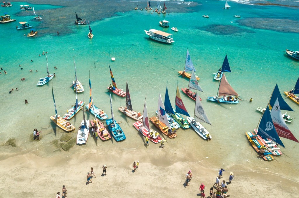 Porto de Galinhas, Natal e Nova York lideram procura por viagens no fim do ano, diz ViajaNet Porto de Galinhas, Natal e Nova York lideram procura por viagens no fim do ano, diz ViajaNet