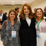 Rita Vasconcelos e Magda Nassar, da Abav, com Marta Rossi, do Festuris