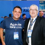 Roberto Mello, da Azul Viagens, e Paulo Angeli, secretário de turismo de Foz do Iguaçu Roberto Mello, da Azul Viagens, e Paulo Angeli, secretário de turismo de Foz do Iguaçu