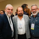 Silvio Nascimento, da Embratur, Guilherme Paulus, do Castelo Saint Andrews, e Clovis Casemiro, da IGLTA