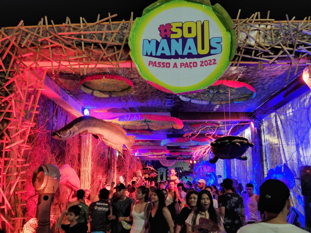 Túnel das Águas interativo mostra e explica em áudio características da flora e fauna dos rios amazonenses