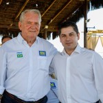 Roy Taylor, do M&E junto com Pompeu Vasconcelos Comodoro do Iate club Fortaleza