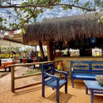 Ao longo do Hot Beach é possível encontrar estações de bebidas e alimentos