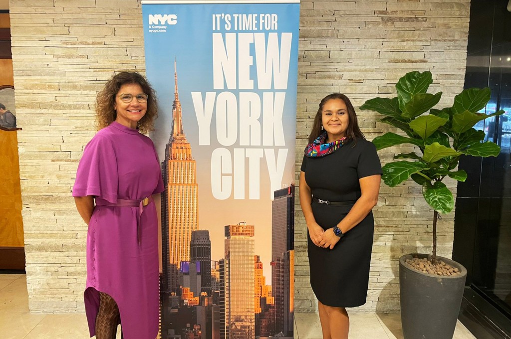 Danielle Roman, da Interamerican, e Ixzchel Salgado, diretora da NYC Company para América Latina