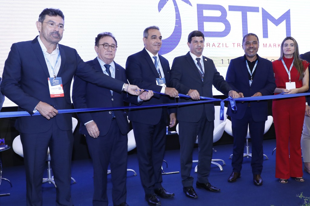 Na abertura, CEOs do BTM destacam potencial do Ceará e feira 320% maior em 2022 1 Desenlace da fita do BTM 2022