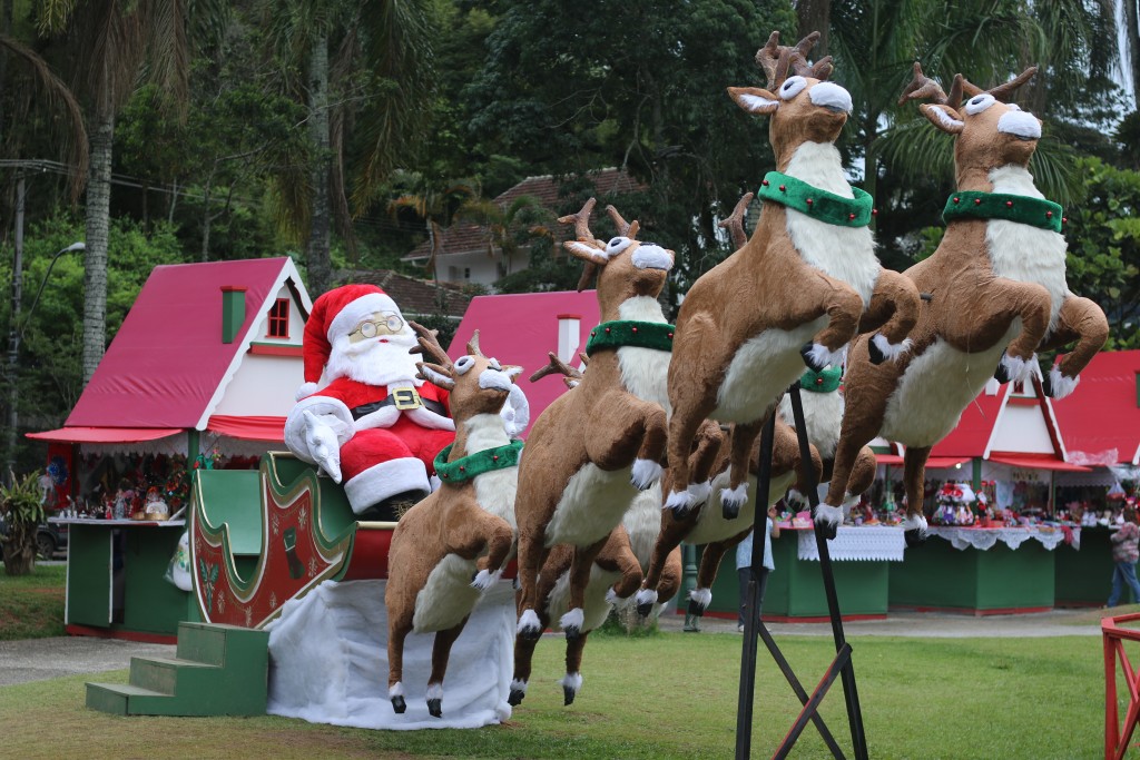 Natal Imperial de Petrópolis (RJ) terá atrações e decorações especiais por toda a cidade Natal Imperial de Petrópolis (RJ) terá atrações e decorações especiais por toda a cidade
