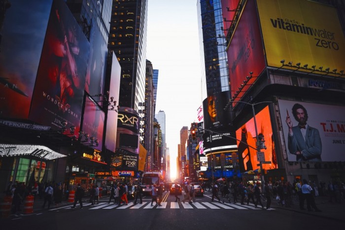Fim do Airbnb em Nova York? Entenda mudanças que inviabilizam operação da plataforma no destino 1 nova iorque ny nova york new york Foto Unsplash Luca Bravo e1666804205697 Fim do Airbnb em Nova York? Entenda mudanças que inviabilizam operação da plataforma no destino