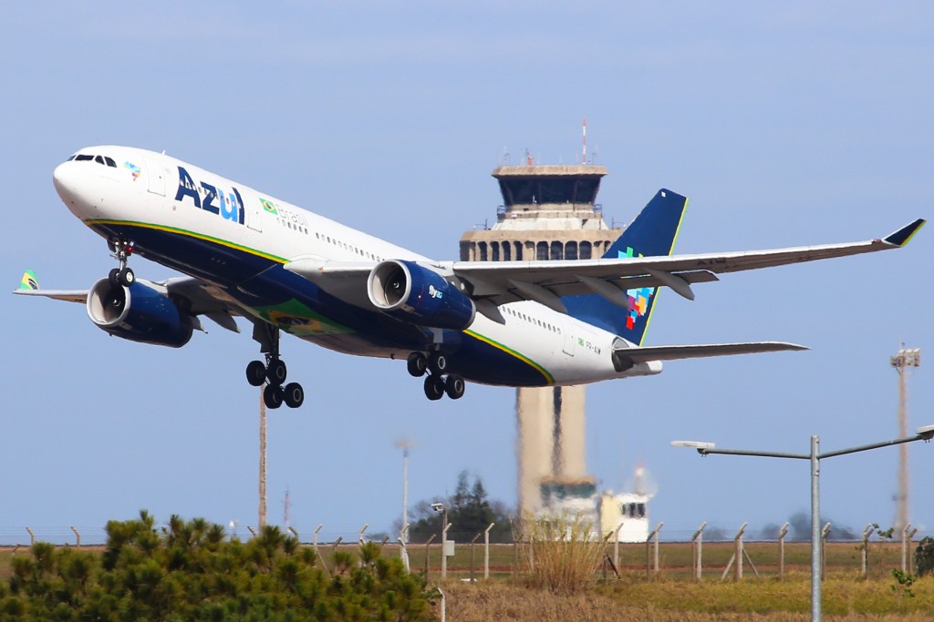 AZUL A330 200 DECOLA VCP DSW Azul anuncia retomada dos voos de Belo Horizonte para Orlando e Fort Lauderdale