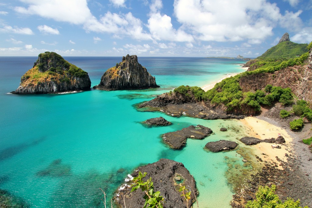 Praia do Sancho (PE) e de Jericoacocara (CE) são eleitas as melhores do Brasil em pesquisa Natural sanctuary in Fernando de Noronha.