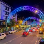 Os apreciaram a decoração de Natal de Gramado durante o passeio Bustour Illumination