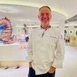 Jean-Philippe, proprietário da fábrica de chocolates que leva seu nome