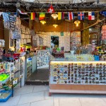 Loja de souvenir no Souq Waqif, em Doha