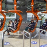 Muitos agentes de viagens que tinham medo de altura se comprometeram a vivenciar a expectativa de estar suspenso e em movimento a 360 metros de altura
