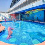 O parque aquático infantil possui água climatizada para oferecer mais conforto às crianças