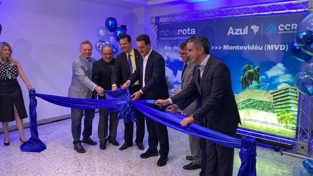 [4] Inauguração do voo Foz do Iguaçu - Montevidéu