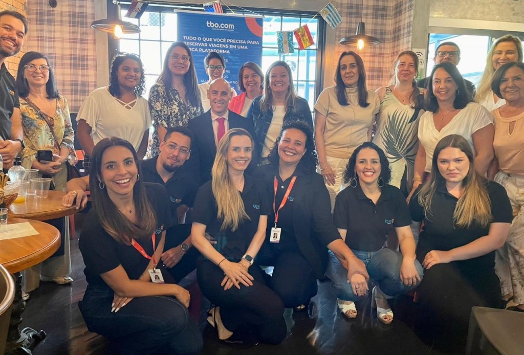 TBO.COM e Trump Hotels realizam dois treinamentos para agentes de Santos e São Paulo Agentes de viagens e equipe TBO em evento em SP
