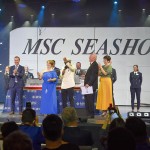 Celebração da chegada do MSC Seashore no Brasil com autoridades da armadora no país e a tripulação da embarcação