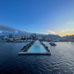 Final do dia com vista para o Museo do Amanhã, no Rio de Janeiro, uma das cidades contempladas pelo navio em seus roteiros