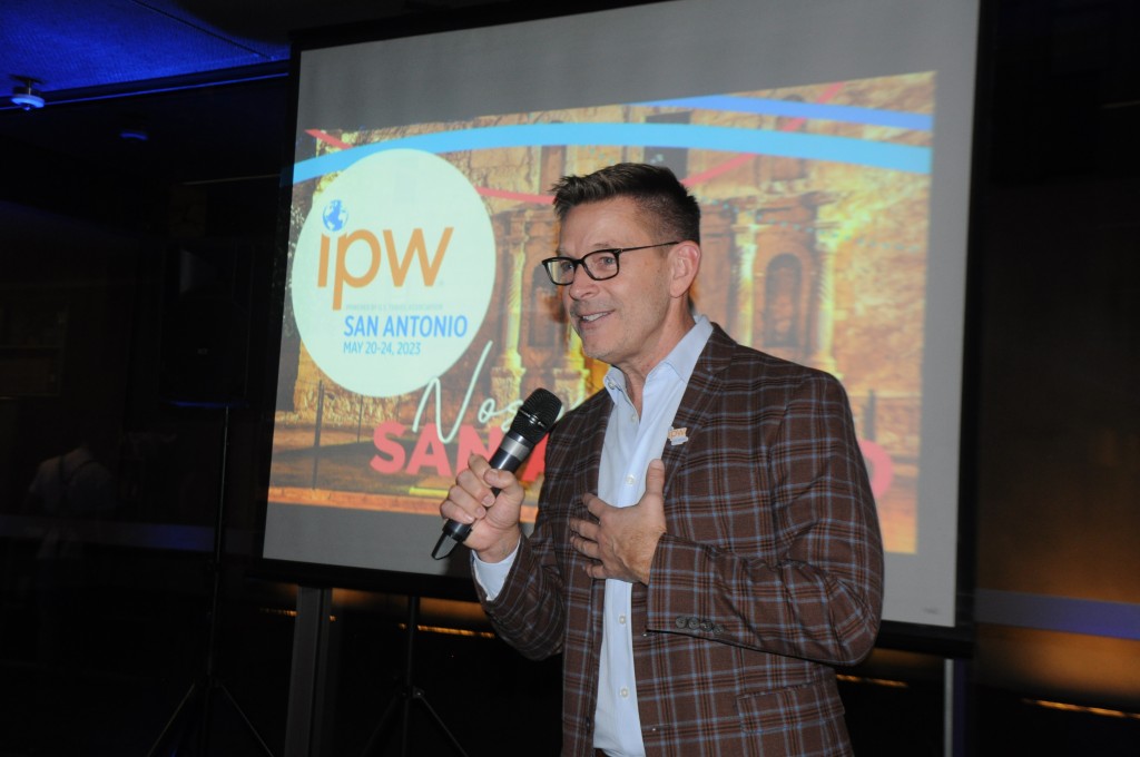 IPW destaca força do Brasil, adianta novidades e espera 5,2 mil pessoas em 2023; fotos 3 Malcolm Smith apresentou todas as novidades do IPW