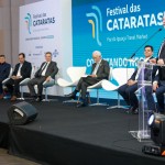 Paulo Angeli com autoridades
