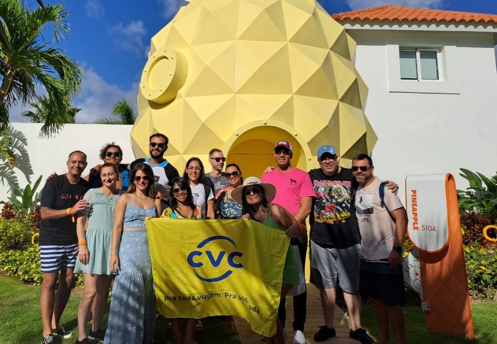 CVC embarca famtour para Punta Cana 1 Pineapple