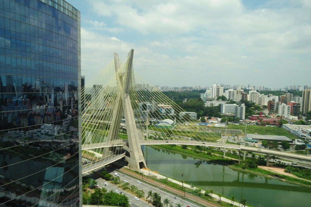 São Paulo HiltonSP Estaiada Divulgação São Paulo cria cerca de 10 mil vagas de emprego ligadas ao Turismo em fevereiro