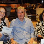 Teresa Romeiro e Luiz Strauss, da Promotional Travel, e Rosa Maria, da Valqueire Turismo Teresa Romeiro e Luiz Strauss, da Promotional Travel, e Rosa Maria, da Valqueire Turismo