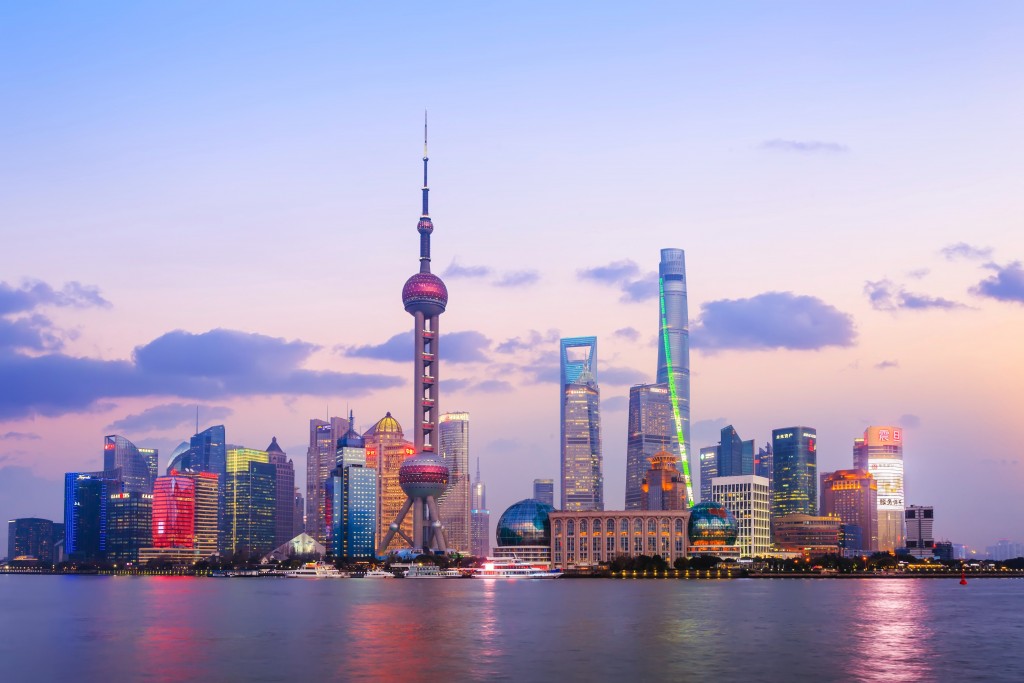 China anuncia fim da quarentena para turistas china edward-he-unsplash