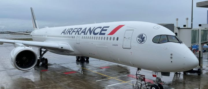 Air France recebe “Angers”, o vigésimo A350-900 de sua frota: até 2025 serão 38 A frente da fuselagem leva o nome "Angers", em homenagem à cidade no oeste da França