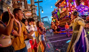 Mardi Gras 2023 do Universal Orlando Resort irá de fevereiro a abril